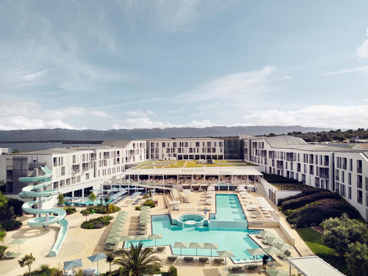 Falkensteiner Family Hotel Diadora Petrcane Buitenkant foto