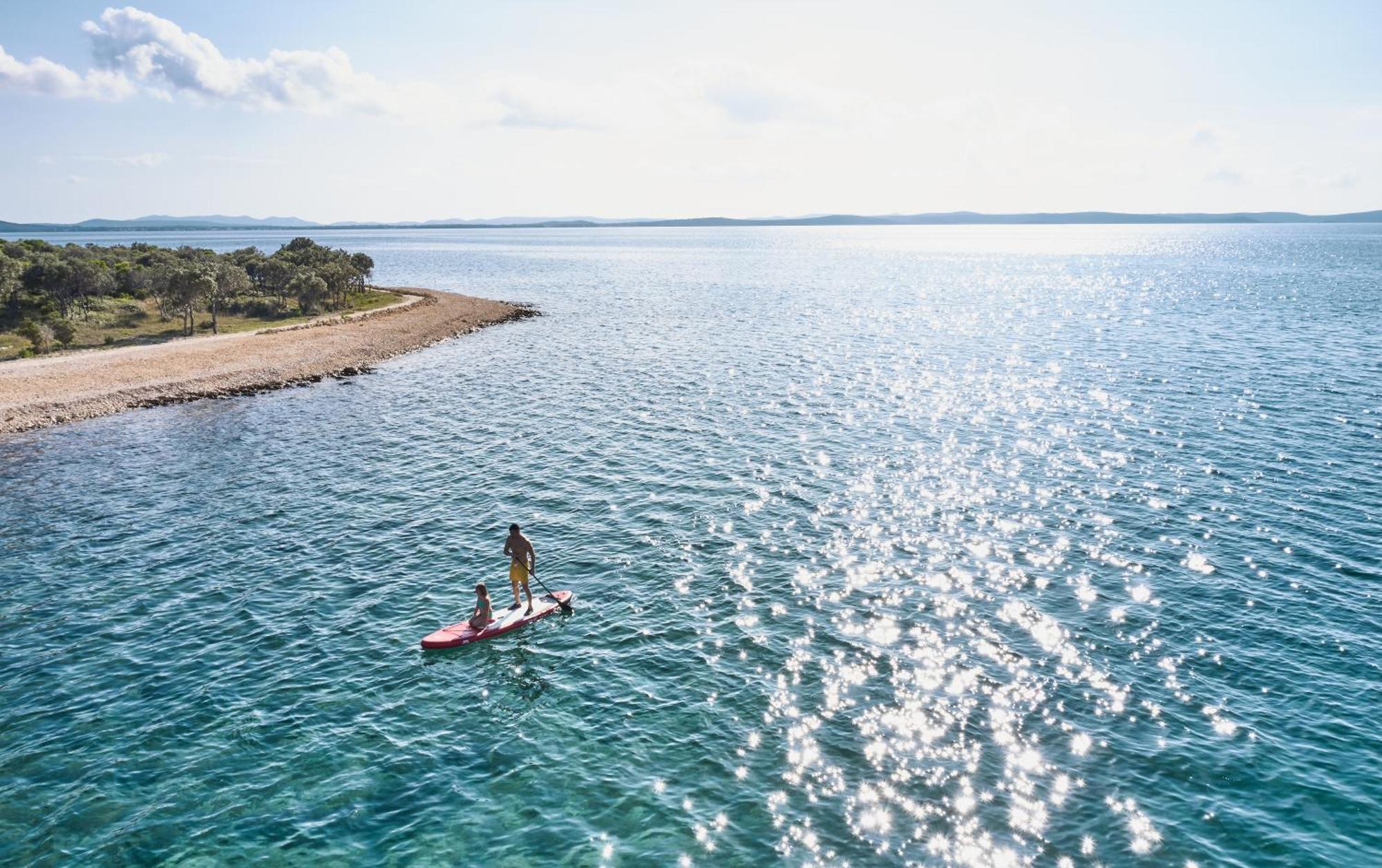 Falkensteiner Family Hotel Diadora Petrcane Buitenkant foto Aerial view of Lake Travis